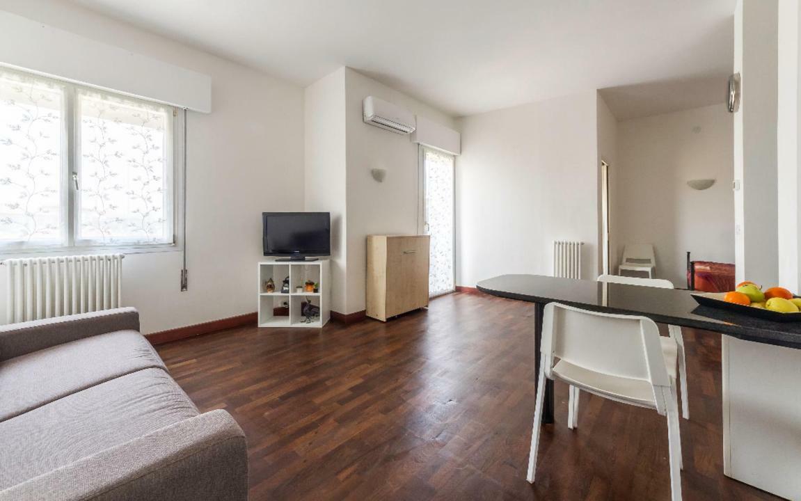 Piccolo Flat Near Venice Mestre Bagian luar foto